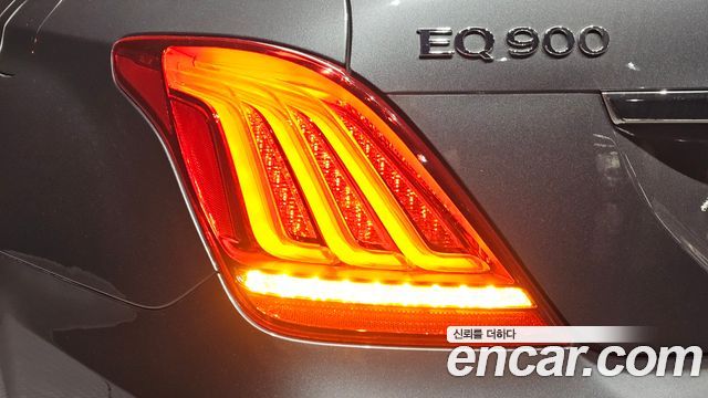 Genesis EQ900 3.3 T-GDI AWD Premiun Luxury 2016 — фото 23