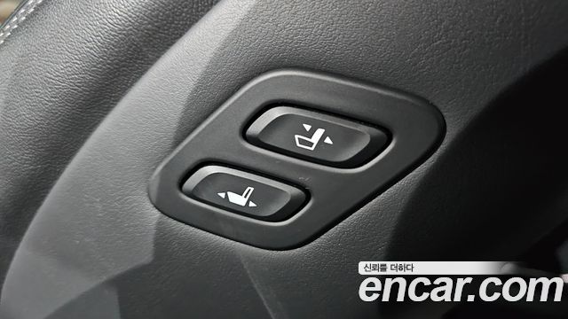 Genesis EQ900 3.3 T-GDI AWD Premiun Luxury 2016 — фото 29