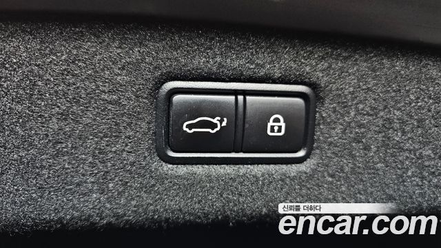 Genesis EQ900 3.3 T-GDI AWD Premiun Luxury 2016 — фото 30