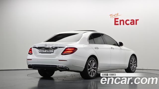 Mercedes-Benz E-Class (W213) E300 Exclusive 2018 — фото 2