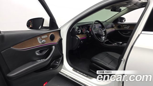 Mercedes-Benz E-Class (W213) E300 Exclusive 2018 — фото 10