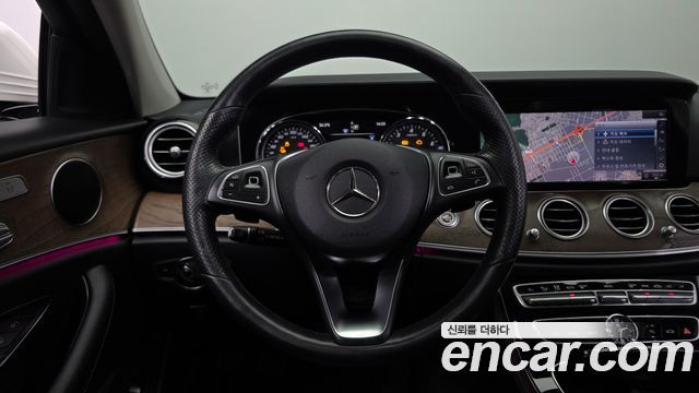 Mercedes-Benz E-Class (W213) E300 Exclusive 2018 — фото 13