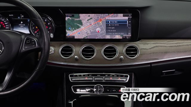 Mercedes-Benz E-Class (W213) E300 Exclusive 2018 — фото 14