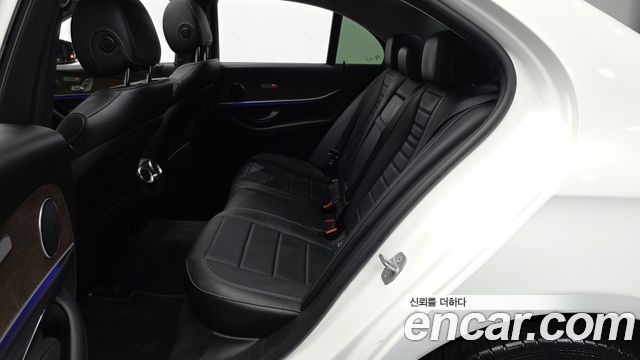 Mercedes-Benz E-Class (W213) E300 Exclusive 2018 — фото 26