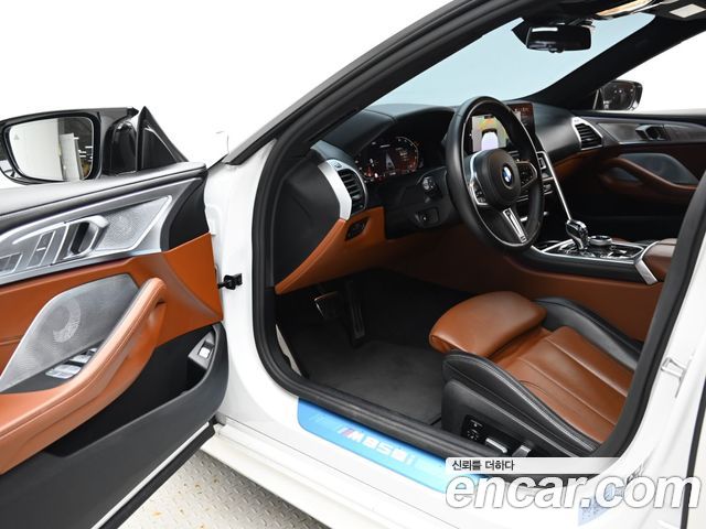 BMW 8 Series (G15) M850i xDrive Gran Coupe 2024 — фото 15