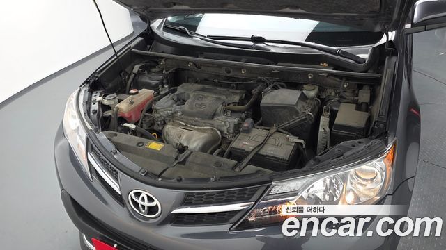 Toyota RAV4 2.5 4WD 4th 2014 — фото 6