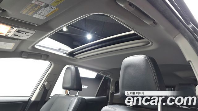 Toyota RAV4 2.5 4WD 4th 2014 — фото 17