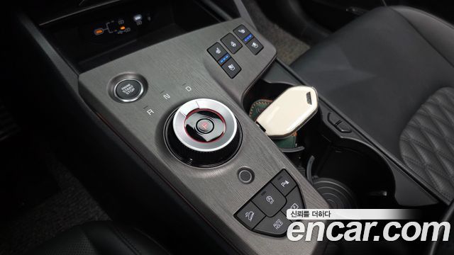 Kia Sportage (V) Gasoline 1.6 Turbo 2WD Signature X Line 2025 — фото 9
