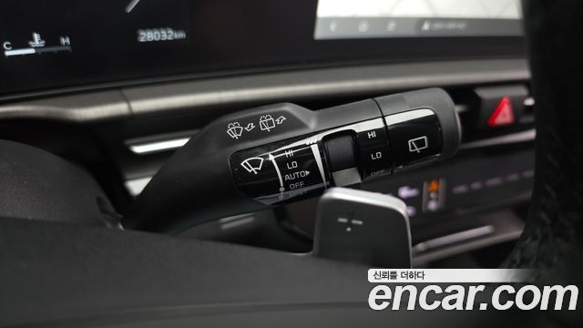 Kia Sportage (V) Gasoline 1.6 Turbo 2WD Signature X Line 2025 — фото 19