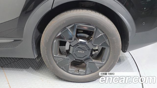 Kia Sportage (V) Gasoline 1.6 Turbo 2WD Signature X Line 2025 — фото 21