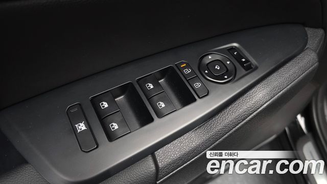 Kia Sportage (V) Gasoline 1.6 Turbo 2WD Signature X Line 2025 — фото 30