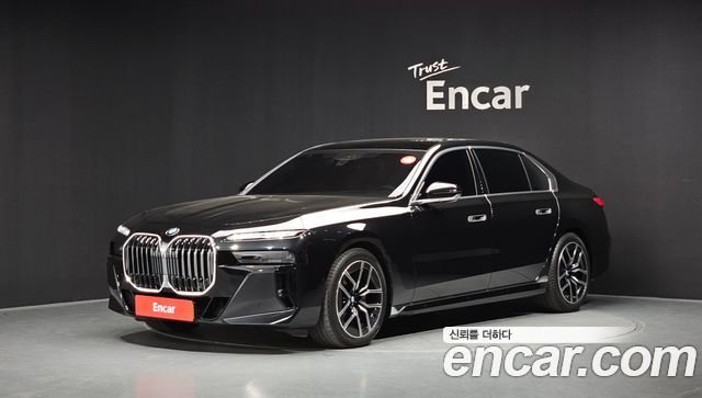 BMW 7 Series (G70) 740d xDrive M Sport 2026 — фото 1