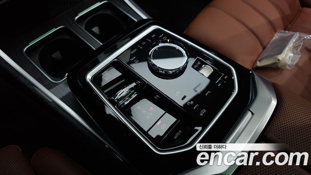 BMW 7 Series (G70) 740d xDrive M Sport 2026 — фото 9