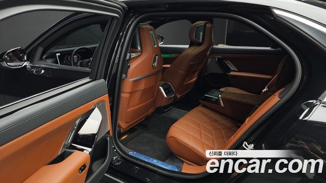 BMW 7 Series (G70) 740d xDrive M Sport 2026 — фото 16
