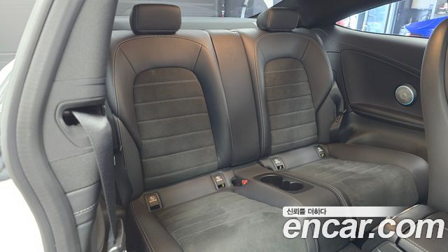 Mercedes-Benz C-Class (W205) C200 Coupe 2023 — фото 15