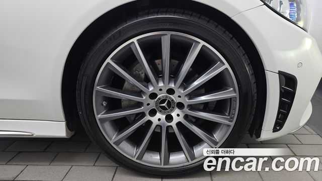 Mercedes-Benz C-Class (W205) C200 Coupe 2023 — фото 27