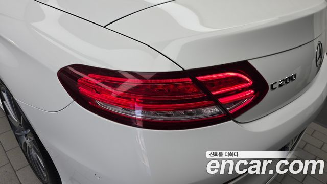 Mercedes-Benz C-Class (W205) C200 Cabriolet 2018 — фото 29
