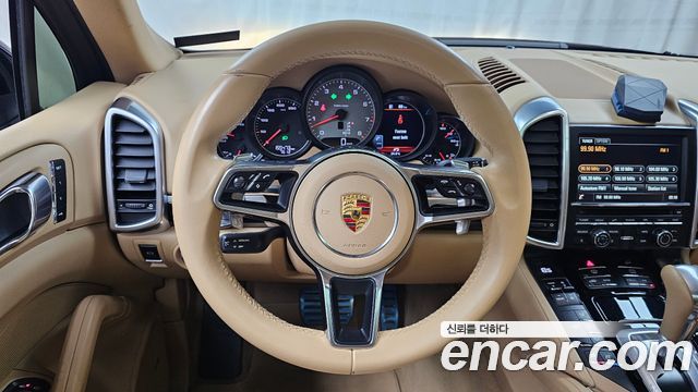 Porsche Cayenne 3.6 S 958 2015 — фото 12