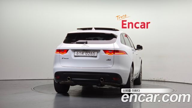 Jaguar F-PACE 35t R-Sport 2017 — фото 4