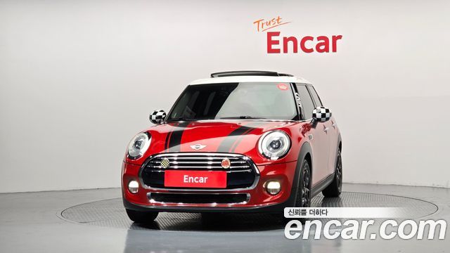 MINI Cooper 5Door HIGH 3rd 2015 — фото 3