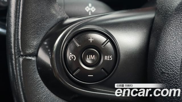 MINI Cooper 5Door HIGH 3rd 2015 — фото 14