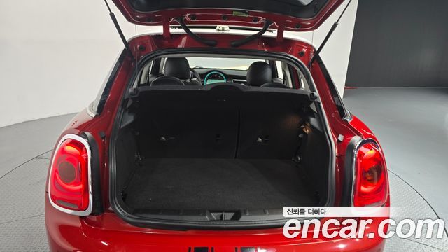 MINI Cooper 5Door HIGH 3rd 2015 — фото 20