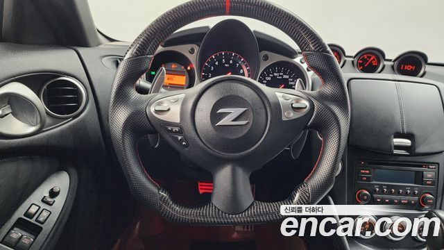 Nissan 370Z 3.7 Coupe Z34 2017 — фото 13