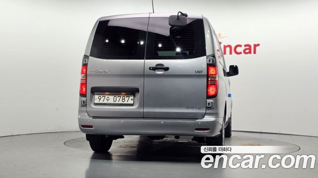 Hyundai Grand Starex Van 3-Seater Smart 2019 — фото 4