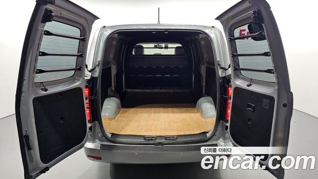 Hyundai Grand Starex Van 3-Seater Smart 2019 — фото 17