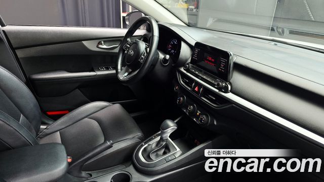 Kia K3 Standard 2021 — фото 19