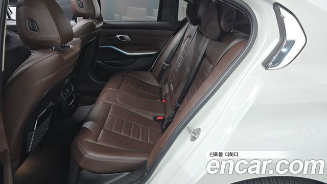 BMW 3 Series (G20) 330e Luxury 2021 — фото 12