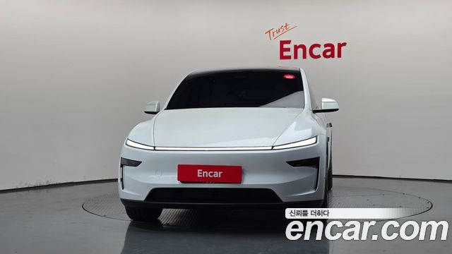 Tesla Model Y Long Range AWD 2025 — фото 3