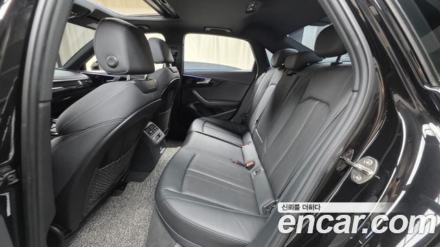 Audi A4 (B9) 40 TFSI Premium 2021 — фото 12