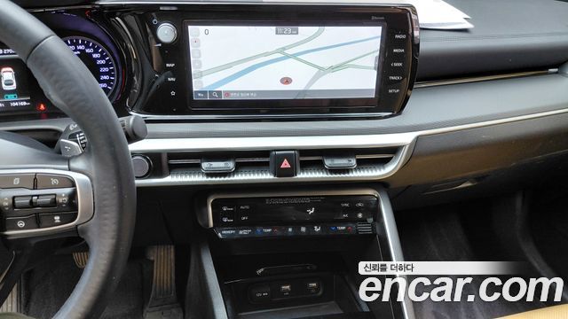 Kia K5 Hybrid (III) Prestige 2022 — фото 14