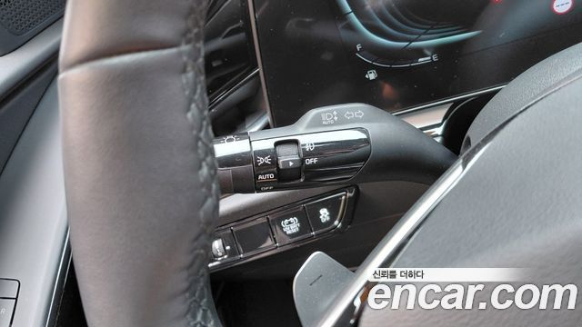 Kia Niro Prestige 2023 — фото 19