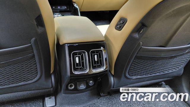 Kia Sorento (IV) HEV 1.6 2WD Gravity 2023 — фото 31