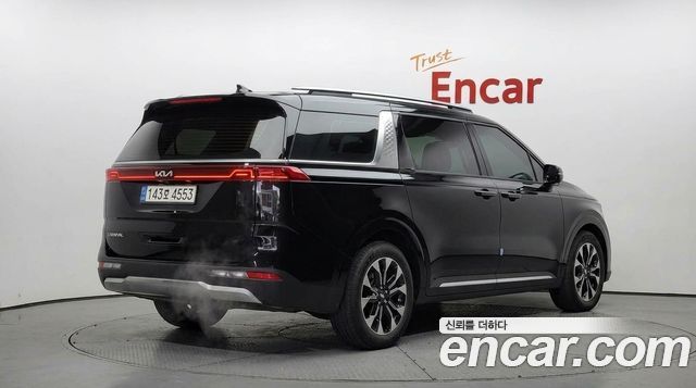 Kia Carnival (IV) Gasoline 7-Seater Outdoor Noblesse 2023 — фото 2