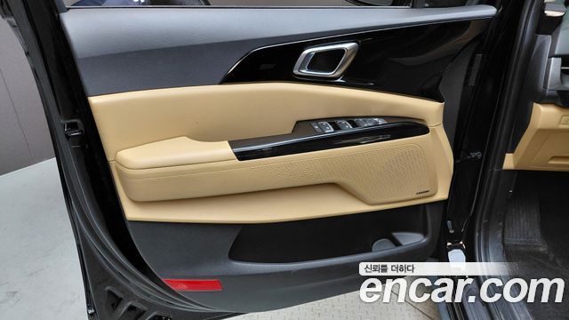 Kia Carnival (IV) Gasoline 7-Seater Outdoor Noblesse 2023 — фото 18
