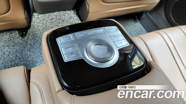 Genesis G80 (RG3) Gasoline 2.5 Turbo 2WD 2022 — фото 19