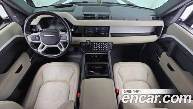Land Rover Defender (L663) 110 D250 SE 2023 — фото 7