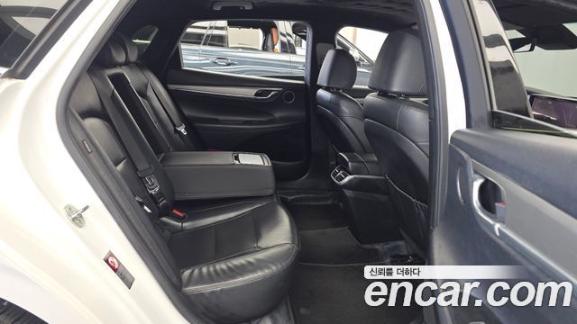 Hyundai Grandeur (IG) 3.0 LPi Rent Car Modern 2022 — фото 12