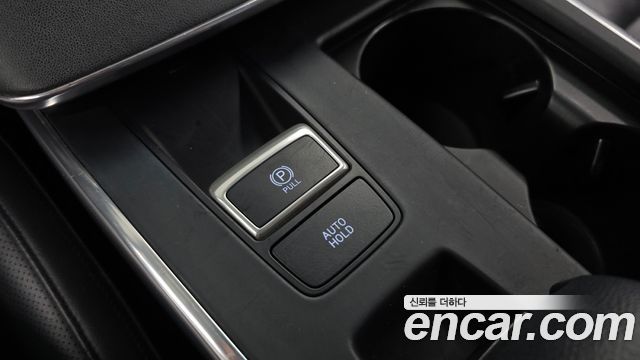 Hyundai Grandeur (IG) 3.0 LPi Rent Car Modern 2022 — фото 17