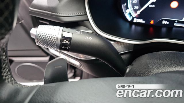 Genesis G80 (RG3) Gasoline 2.5 Turbo AWD 2022 — фото 18