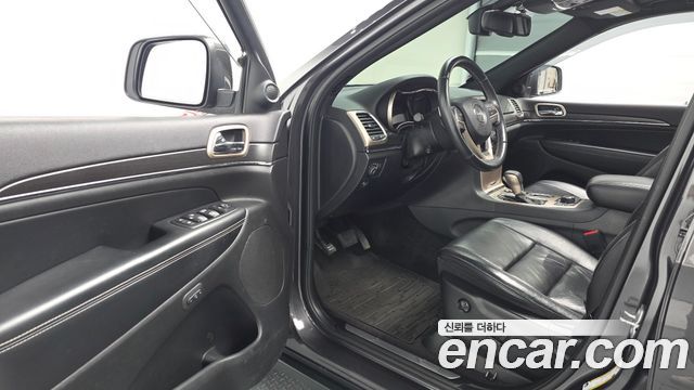 Jeep Grand Cherokee 3.0 Diesel Limited WK2 2016 — фото 10