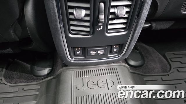 Jeep Grand Cherokee 3.0 Diesel Limited WK2 2016 — фото 19