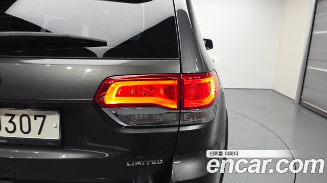 Jeep Grand Cherokee 3.0 Diesel Limited WK2 2016 — фото 23