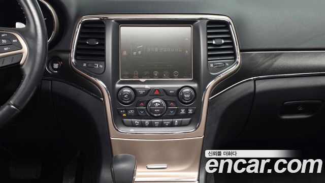 Jeep Grand Cherokee 3.0 Diesel Limited WK2 2016 — фото 31