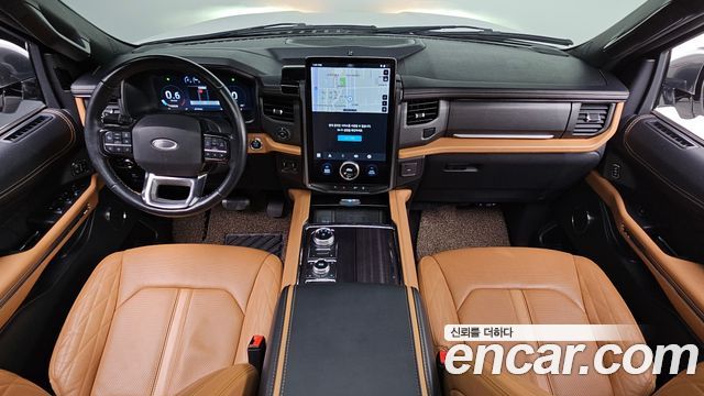 Ford Expedition Platinum 4WD 7Seater 2023 — фото 7