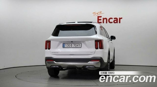 Kia Sorento (IV) HEV 1.6 2WD Noblesse 2024 — фото 4