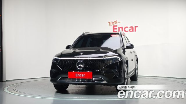 Mercedes-Benz EQB (X243) EQB300 4MATIC Progressive 2026 — фото 3